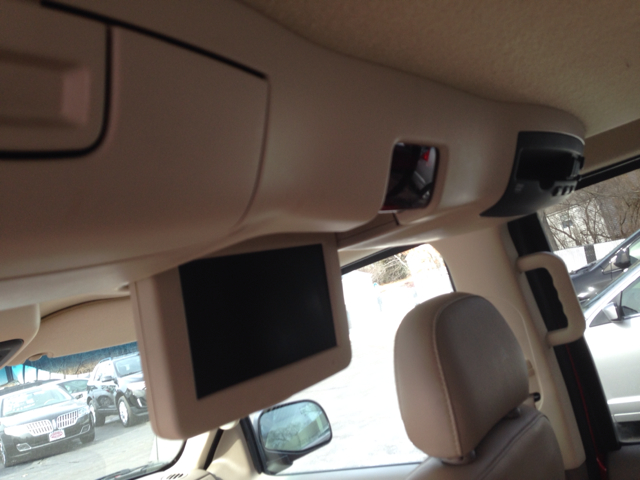 2004 Ford Explorer 2dr LWB