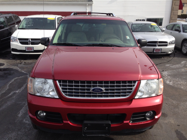 2004 Ford Explorer 2dr LWB