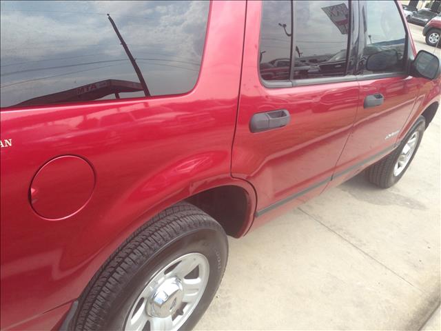 2004 Ford Explorer LT CREW 25