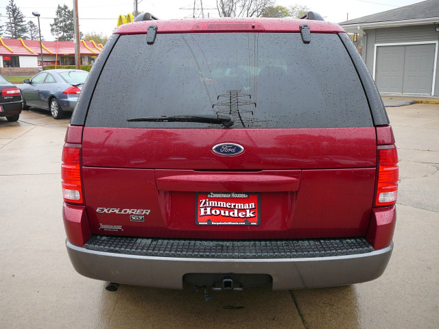 2004 Ford Explorer GXL
