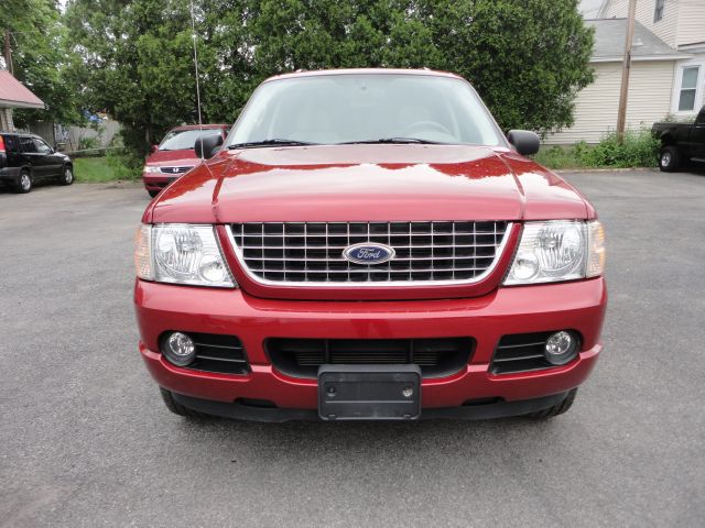2004 Ford Explorer 2.0T Quattro S-line Titanium