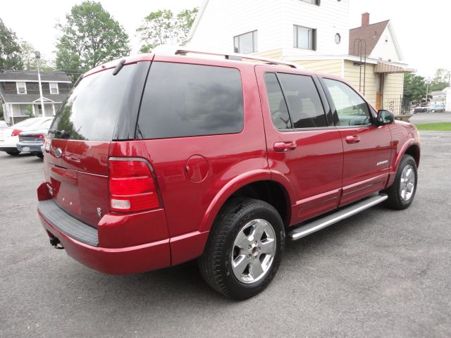 2004 Ford Explorer 2.0T Quattro S-line Titanium
