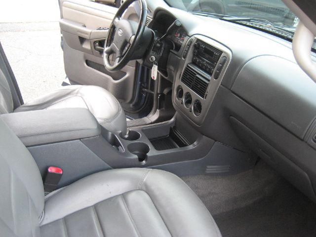 2004 Ford Explorer GXL
