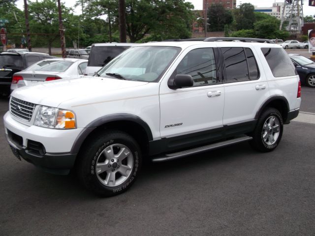 2004 Ford Explorer 4WD 5dr EX