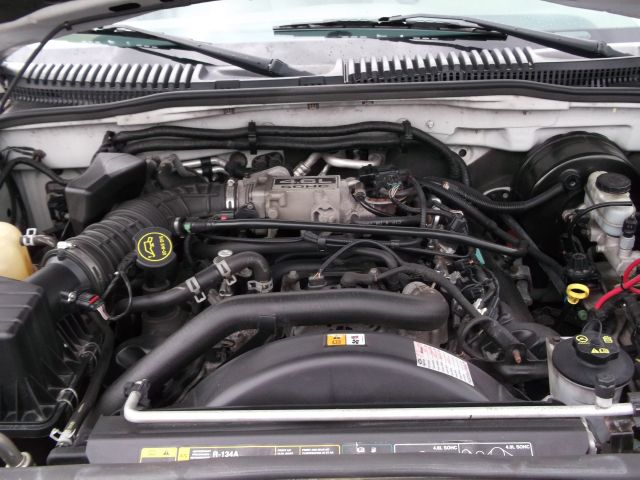 2004 Ford Explorer 4WD 5dr EX
