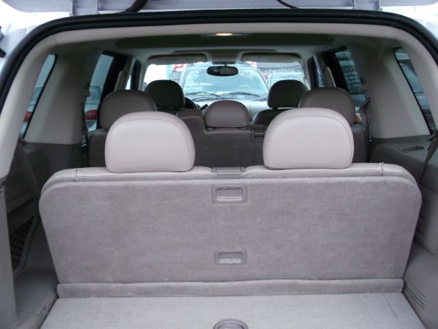 2004 Ford Explorer 4WD 5dr EX