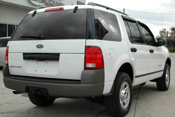2004 Ford Explorer 2500 4WD
