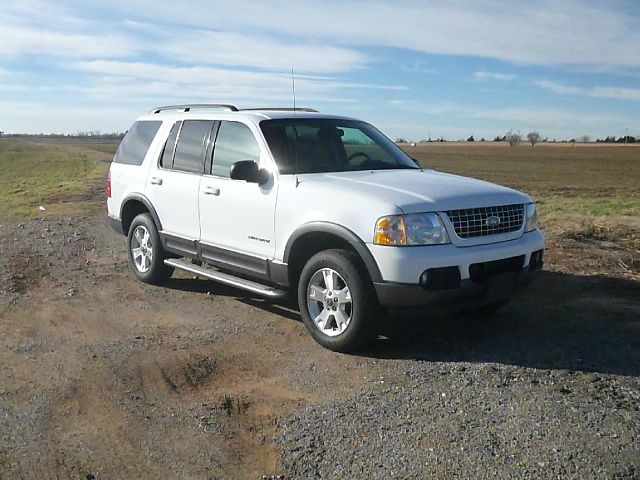 2004 Ford Explorer LT EXT 15