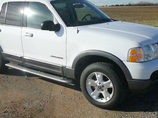 2004 Ford Explorer LT EXT 15