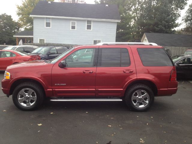 2004 Ford Explorer 2dr LWB
