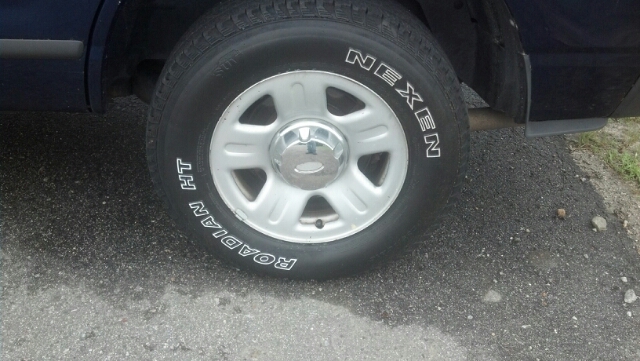 2004 Ford Explorer Sport 4WD