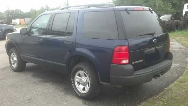 2004 Ford Explorer Sport 4WD
