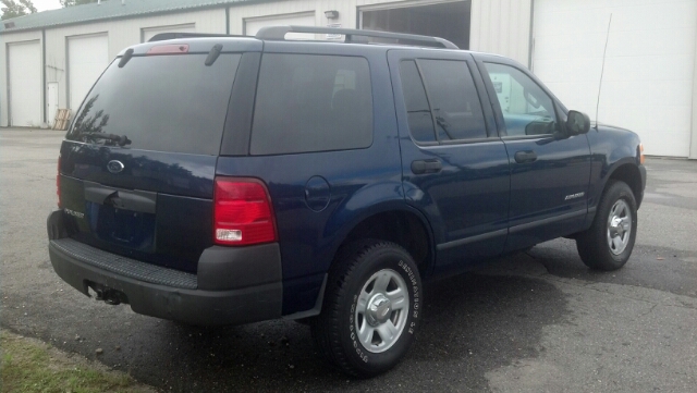 2004 Ford Explorer Sport 4WD