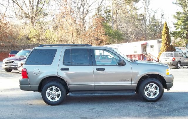 2004 Ford Explorer 4WD 5dr EX