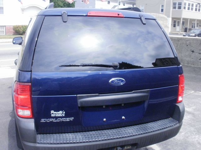 2004 Ford Explorer 2500 4WD