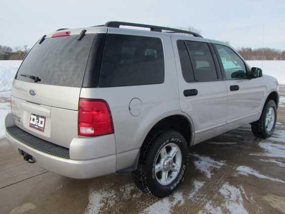 2004 Ford Explorer 15 Passenger Bus