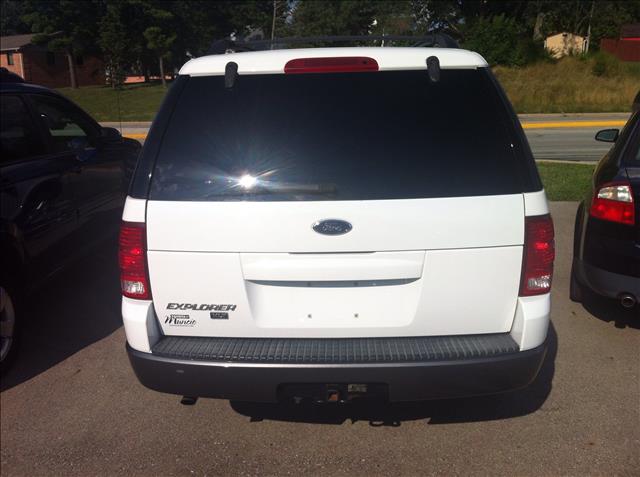 2004 Ford Explorer Unknown