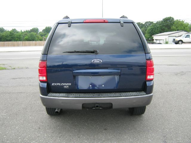 2004 Ford Explorer LT EXT 15