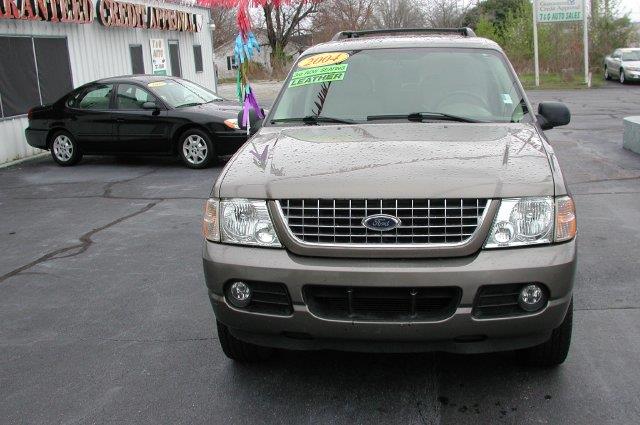 2004 Ford Explorer LT CREW 25