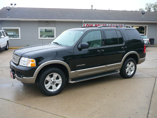 2004 Ford Explorer LT CREW 25