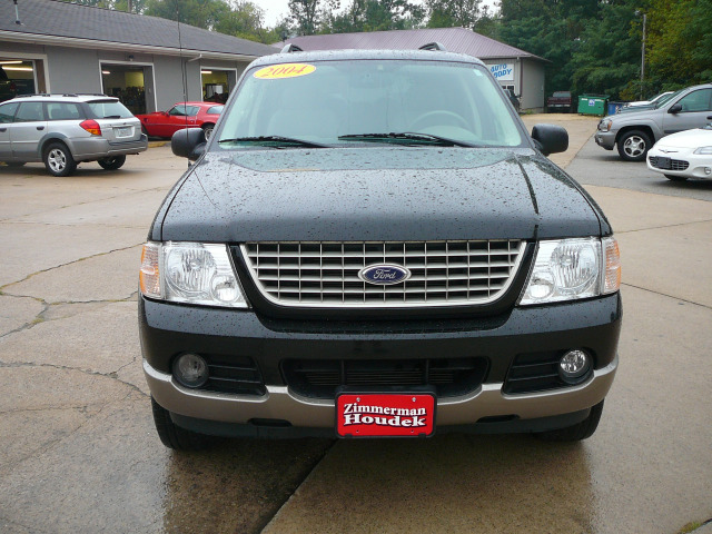 2004 Ford Explorer LT CREW 25