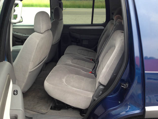 2004 Ford Explorer 4WD 5dr EX