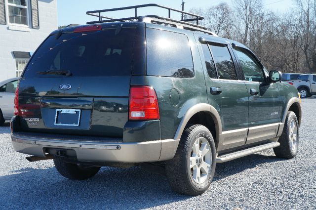 2004 Ford Explorer LT CREW 25