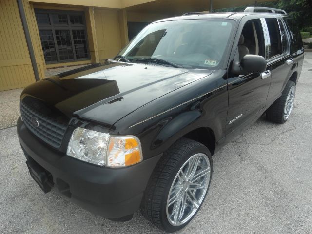 2004 Ford Explorer LT CREW 25