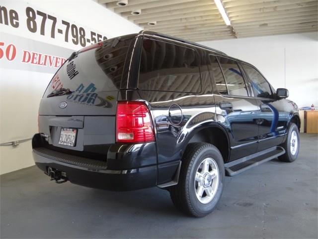 2004 Ford Explorer LT EXT 15