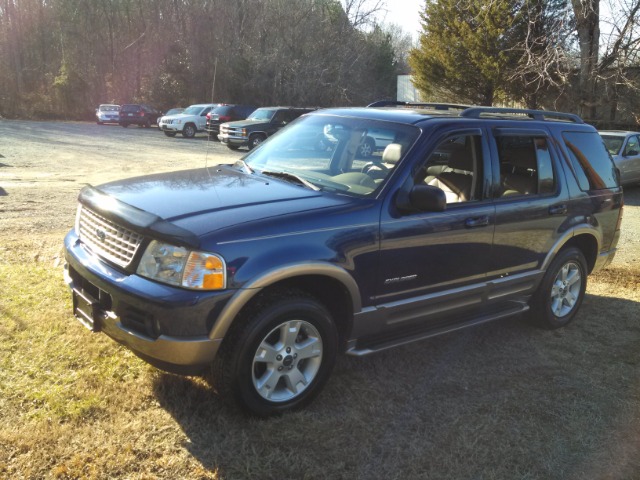 2004 Ford Explorer 2500 4WD