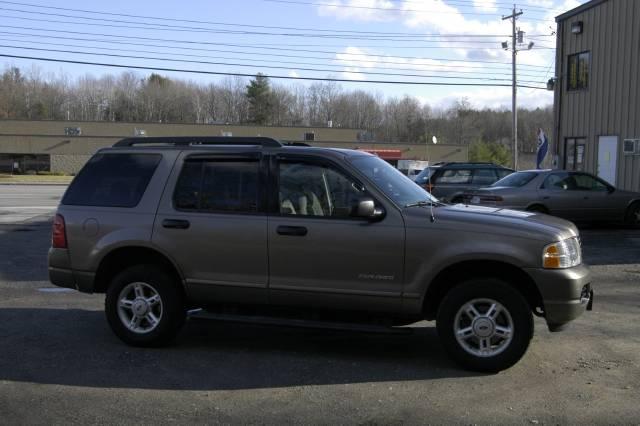 2005 Ford Explorer ESi