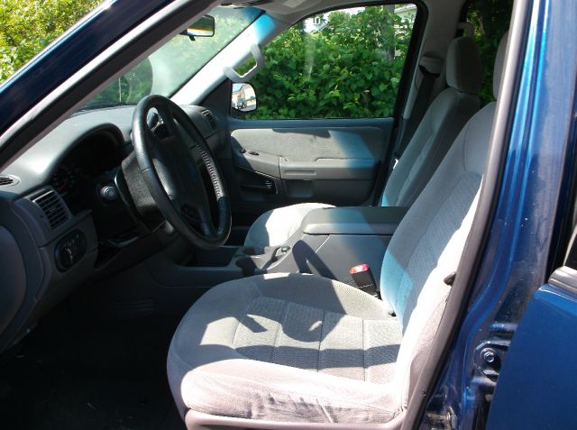 2005 Ford Explorer GXL