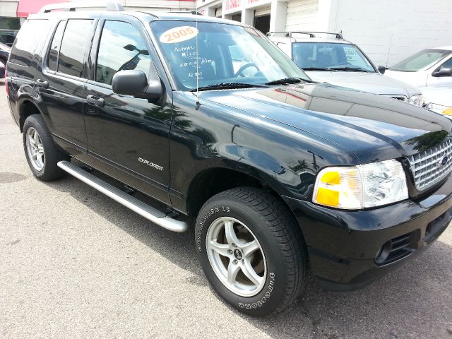 2005 Ford Explorer 2dr Cpe V6 Manual GT Limited