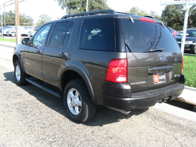 2005 Ford Explorer LT CREW 25