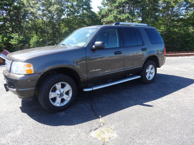 2005 Ford Explorer Custom Deluxe