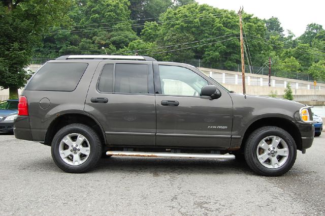 2005 Ford Explorer 4dr 2.9L Twin Turbo AWD SUV