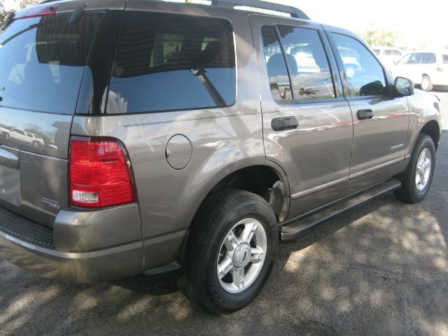 2005 Ford Explorer GXL