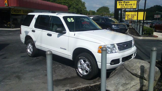 2005 Ford Explorer GXL