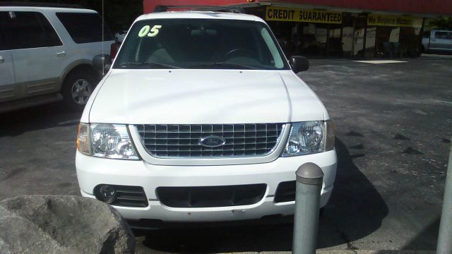 2005 Ford Explorer GXL