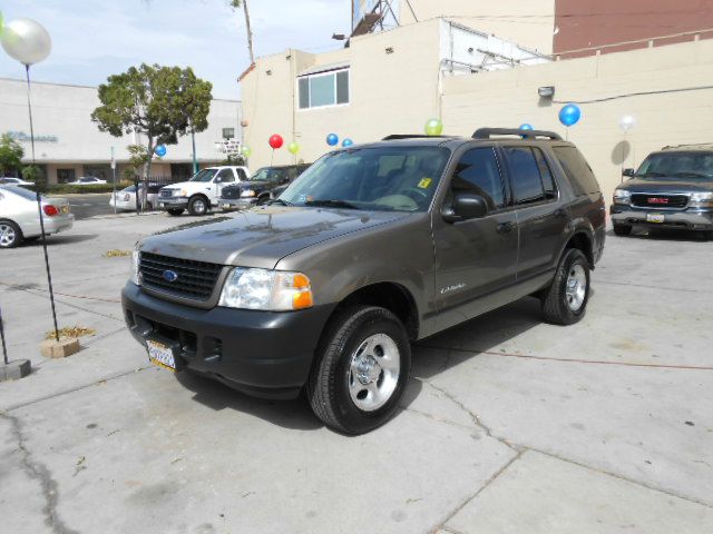 2005 Ford Explorer LT CREW 25