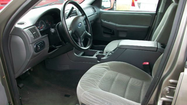 2005 Ford Explorer 4.2 AWD S-line