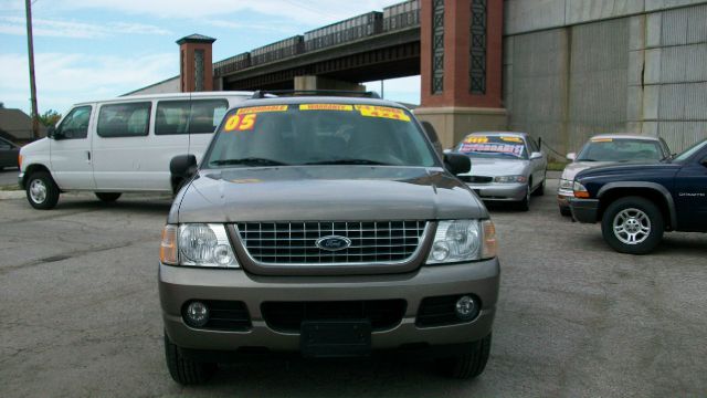 2005 Ford Explorer 4.2 AWD S-line