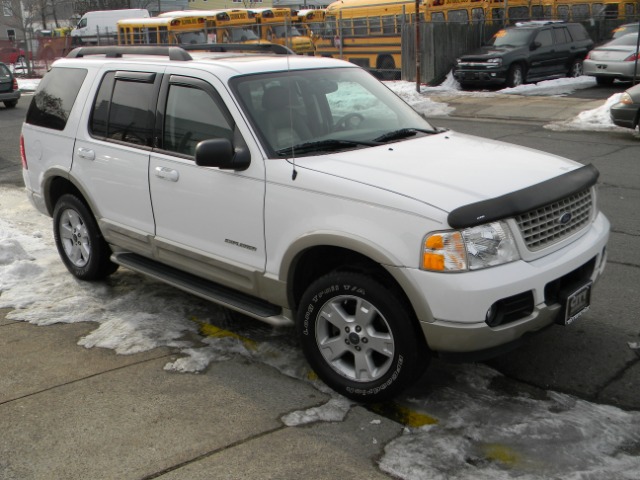 2005 Ford Explorer 330i