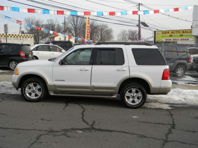 2005 Ford Explorer 330i