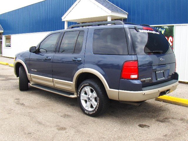2005 Ford Explorer LT CREW 25
