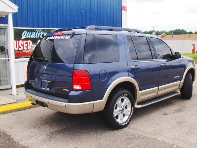 2005 Ford Explorer LT CREW 25
