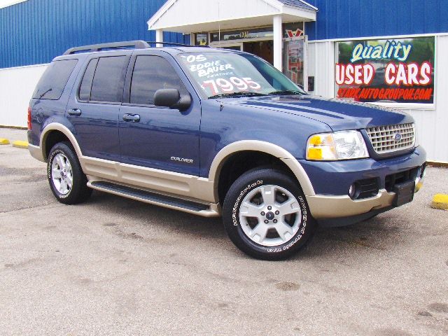 2005 Ford Explorer LT CREW 25