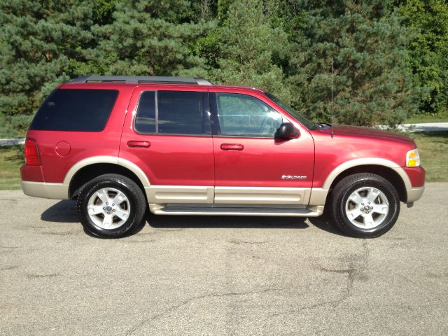2005 Ford Explorer LT CREW 25