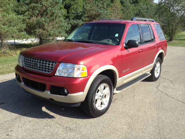 2005 Ford Explorer LT CREW 25
