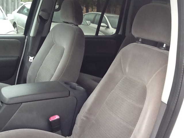 2005 Ford Explorer LT EXT 15